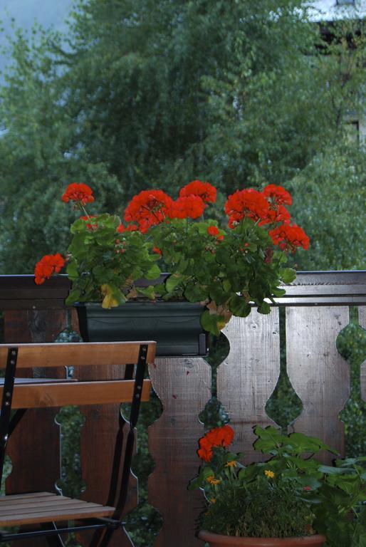 Apartment Courmayeur Chamonix Ruang foto