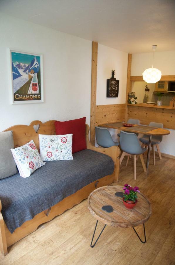 Apartment Courmayeur Chamonix Bagian luar foto