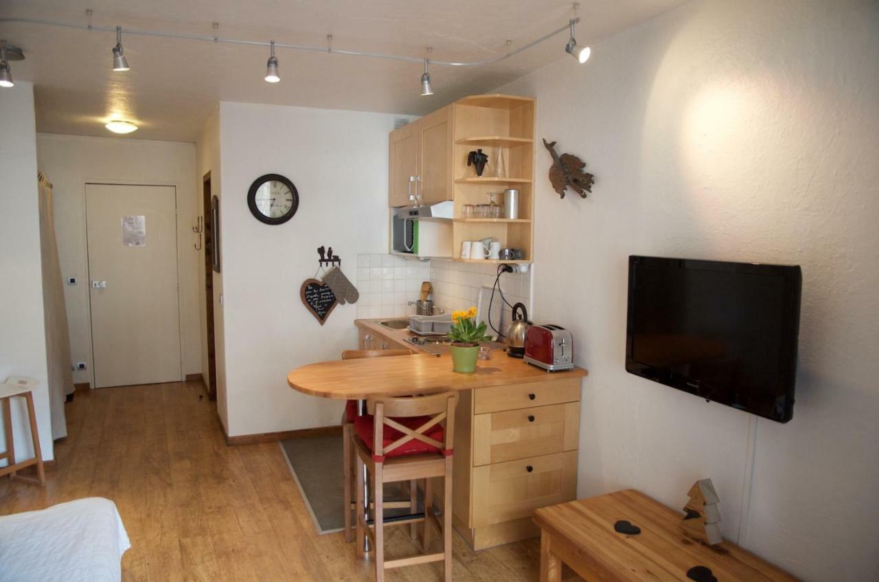 Apartment Courmayeur Chamonix Bagian luar foto