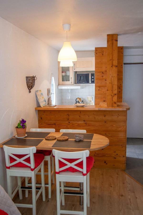 Apartment Courmayeur Chamonix Bagian luar foto